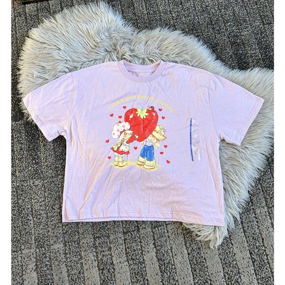 Strawberry‎ Shortcake Large Cropped Tee Shirt Love You Berry Much Hearts - Picture 1 of 3